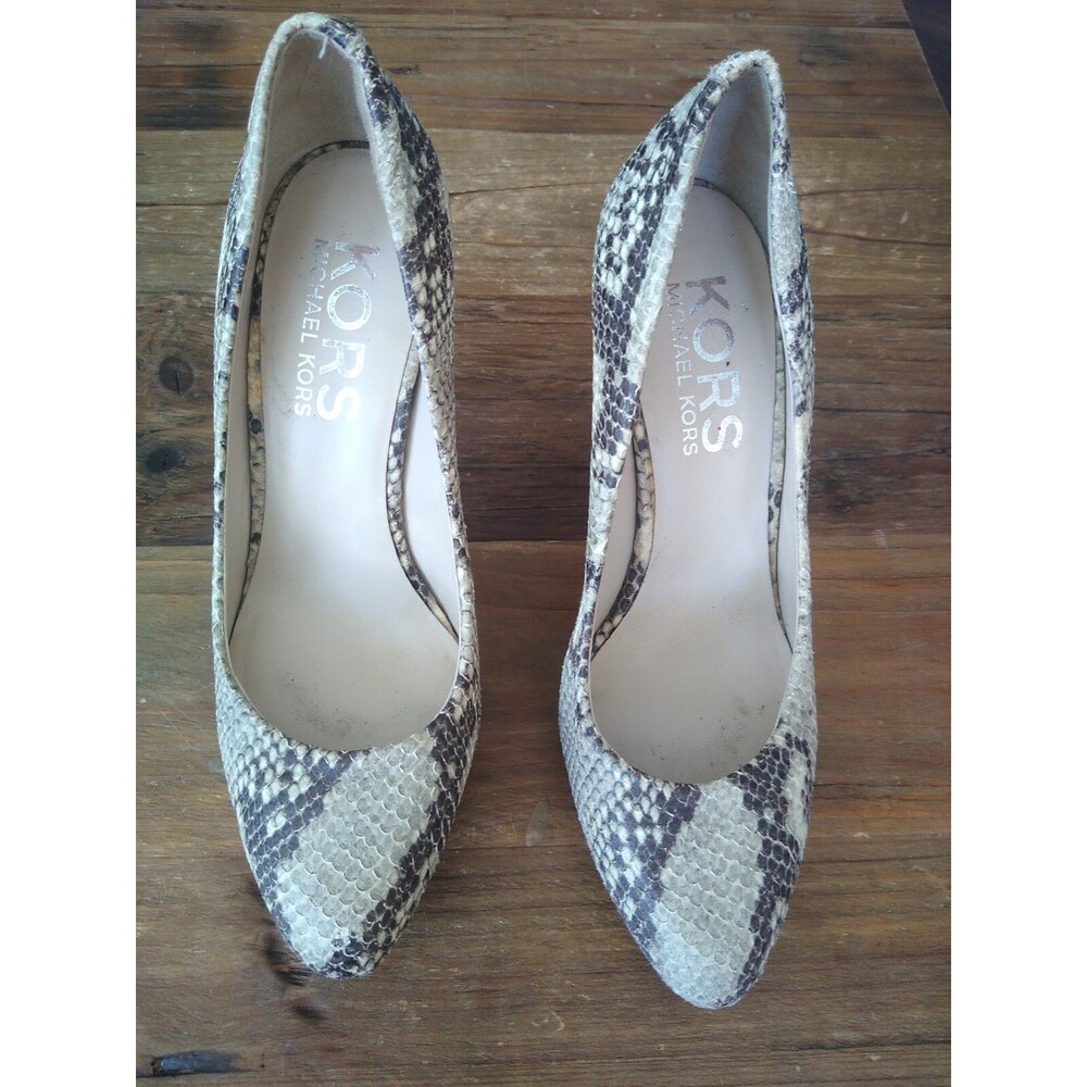 Michael Kors Womens Ionna Pump Sz6.5 Platform Heel Leopard Snakeskin Soho Trendy